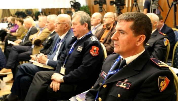 Drejtori Smakiqi mori pjes&euml; n&euml; konferenc&euml;n shkencore  nd&euml;rkomb&euml;tare n&euml; Tiran&euml; 