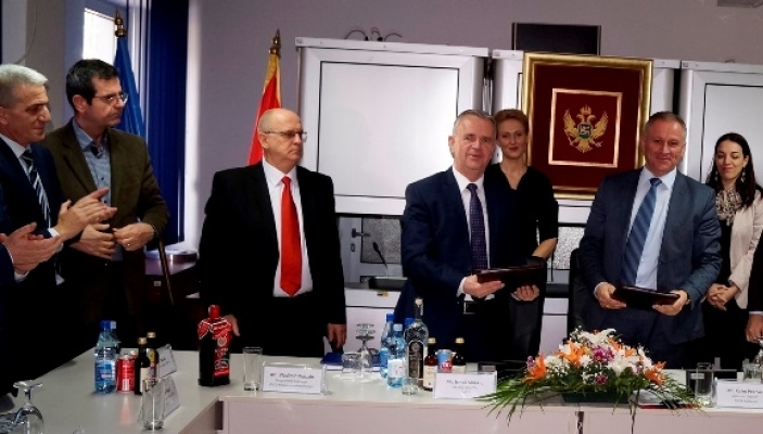N&euml;nshkruhet marr&euml;veshje bashk&euml;punimi mes Akademis&euml; s&euml; Kosov&euml;s p&euml;r Siguri Publike dhe Akademis&euml; Policore t&euml; Malit t&euml; Zi 