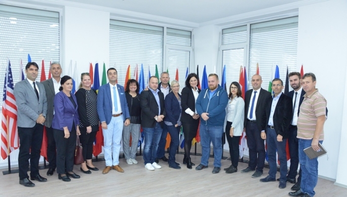 Nj&euml; delegacion nga Komuna Vaxjo e Suedis&euml; vizitoi Akademin&euml;
