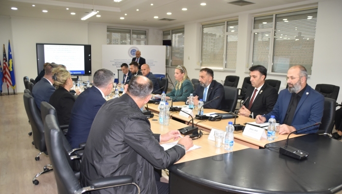 Akademia e Kosov&euml;s p&euml;r Siguri Publike n&euml;nshkruan marr&euml;veshje bashk&euml;punimi me Akademin&euml; e Drejt&euml;sis&euml; t&euml; Karolin&euml;s s&euml; Veriut t&euml; SHBA-ve