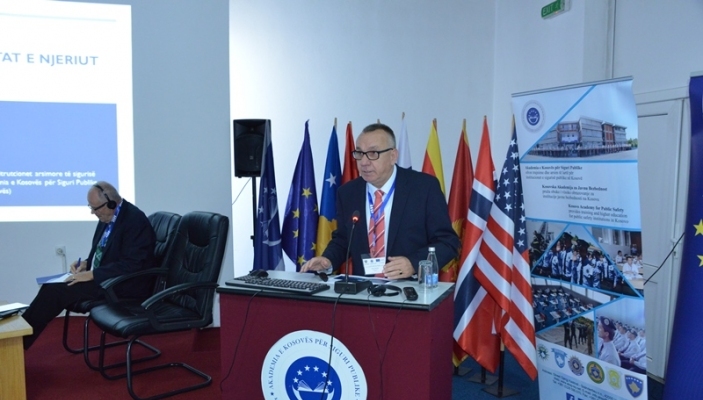  N&euml; Akademi filloi konferenca e dyt&euml; shkencore nd&euml;rkomb&euml;tare 
