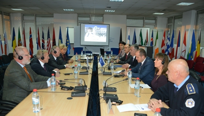 Ambasadori i OSBE-s&euml; n&euml; Kosov&euml; Jan Braathu vizitoi Akademin&euml;