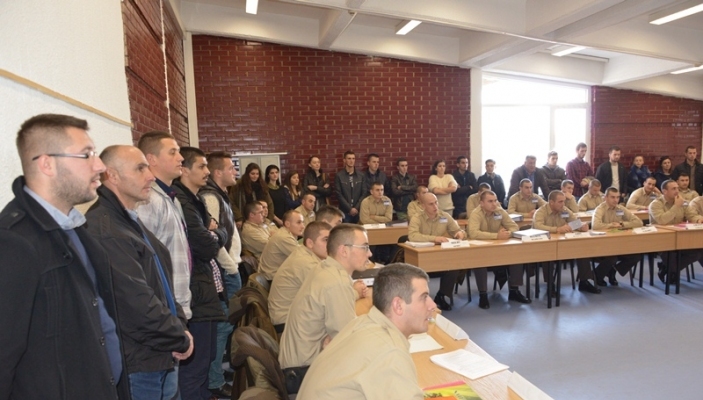 Student&euml;t e Kolegjit AAB vizituan Akademin&euml;