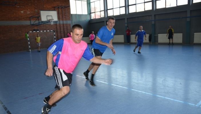  N&euml; Akademi u mbajt turnir n&euml; futboll t&euml; vog&euml;l 
