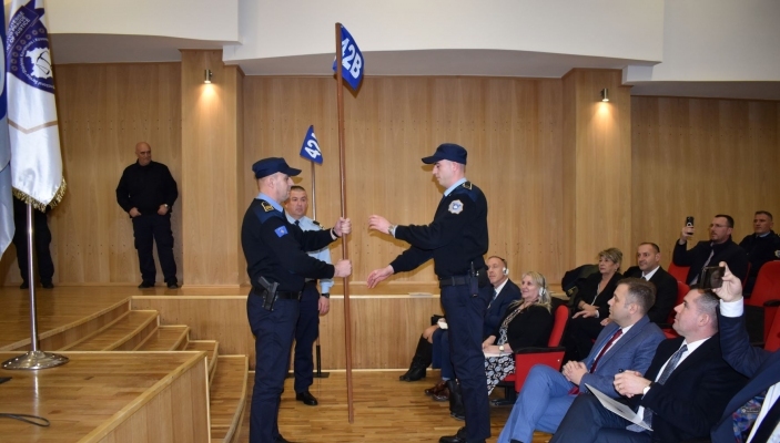 N&euml; Akademi diplomuan 46 kadet&euml; t&euml; SHKK-s&euml;