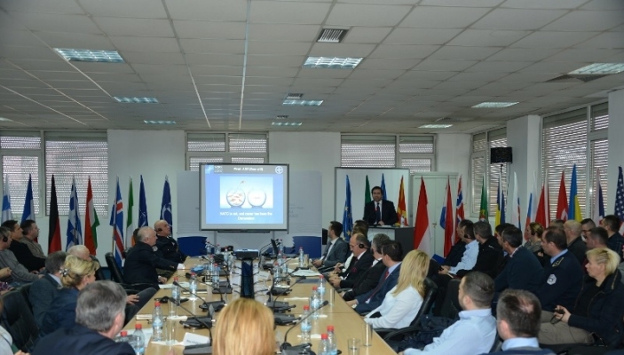 N&euml; AKSP u mbajt ligj&euml;rat&euml; p&euml;r &ccedil;&euml;shtje t&euml; siguris&euml; &#147;NATO dhe e ardhmja e siguris&euml; Euro-Atlantike&#148; nga profesor dhe ushtarak t&euml; Kolegjit t&euml; Mbrojtjes s&euml; NATO-s