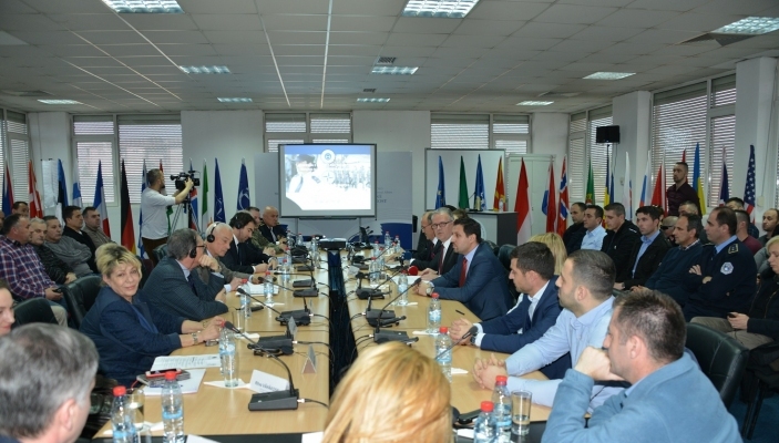 N&euml; AKSP u mbajt ligj&euml;rat&euml; p&euml;r &ccedil;&euml;shtje t&euml; siguris&euml; &#147;NATO dhe e ardhmja e siguris&euml; Euro-Atlantike&#148; nga profesor dhe ushtarak t&euml; Kolegjit t&euml; Mbrojtjes s&euml; NATO-s