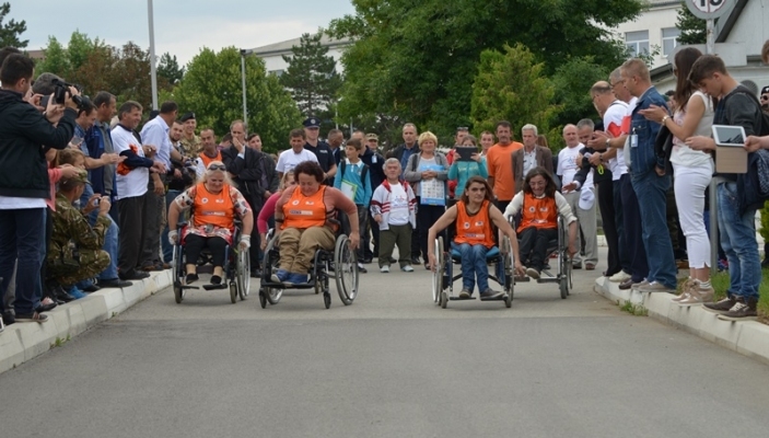 Filloi mini-olimpiada p&euml;r persona me aft&euml;si t&euml; kufizuara n&euml; Akademi