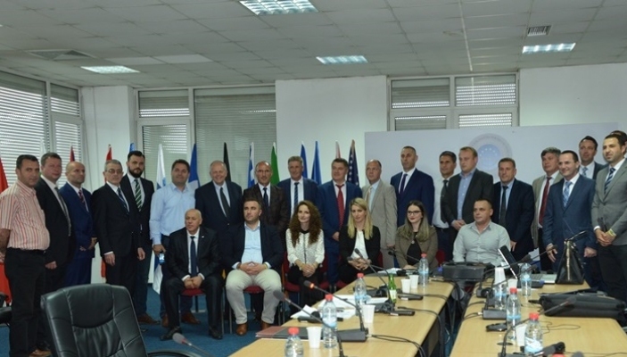 N&euml; Akademi u mbajt konferenca e par&euml; shkencore &#147;Sfidat e siguris&euml; n&euml; Kosov&euml;&#148;