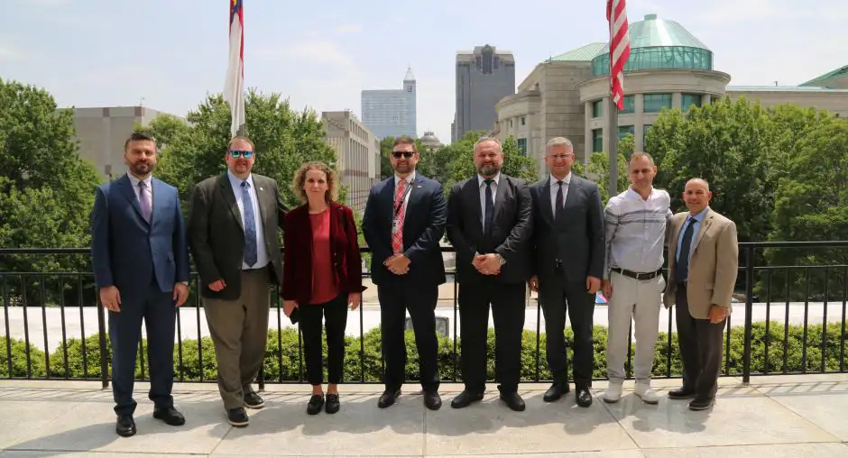 Akademia e Kosovës për Siguri Publike (AKSP) shpreh mirënjohje për përfundimin e vizitës së dytë studimore në Akademinë e Drejtësisë të Karolinës së Veriut, në SHBA