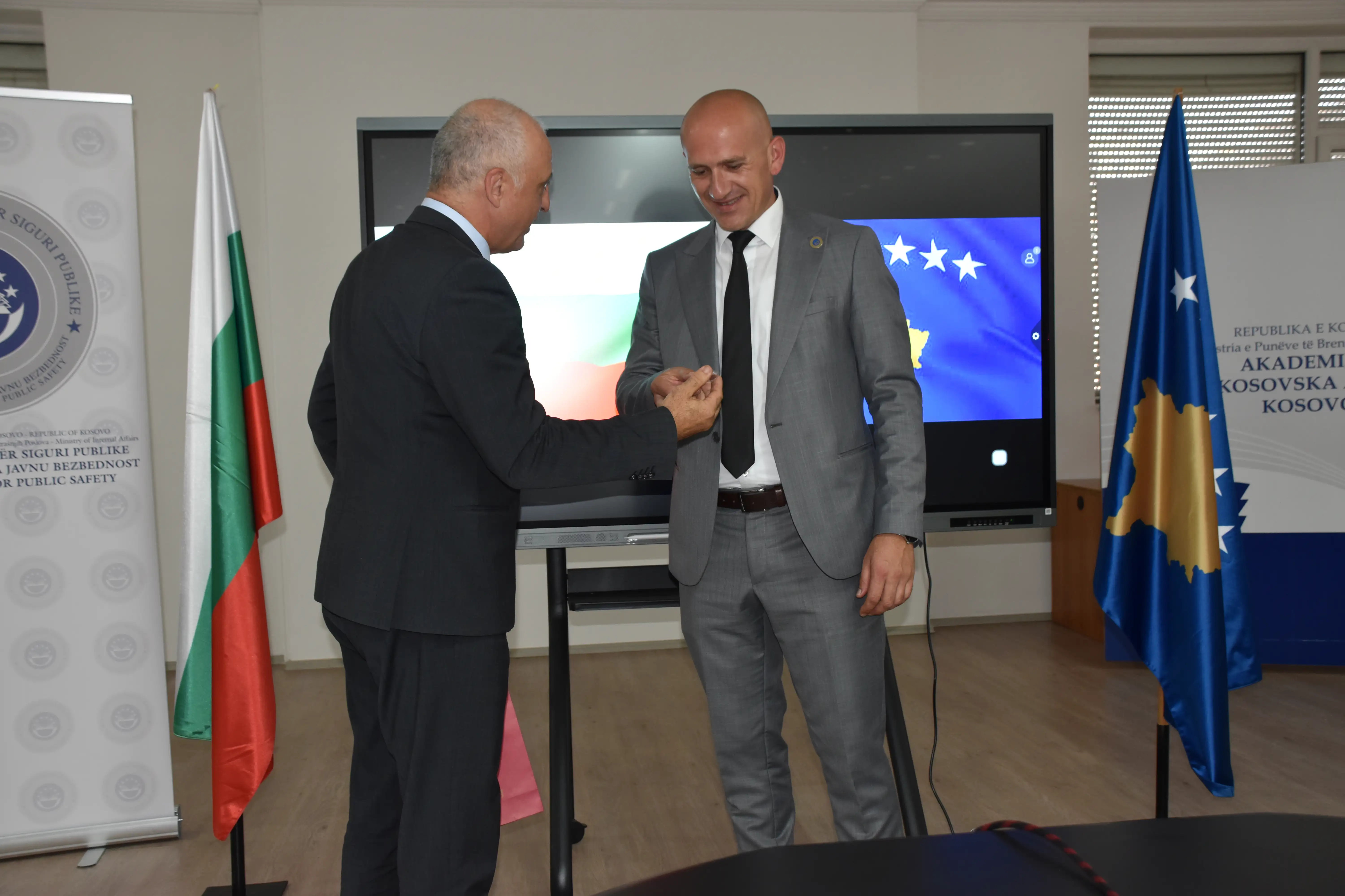 Sot Akademinë e Kosovës për Siguri Publike e vizitoi delegacioni i zyrtarëve të lartë i Shërbimit Kombëtar të Mbrojtjes së Bullgarisë