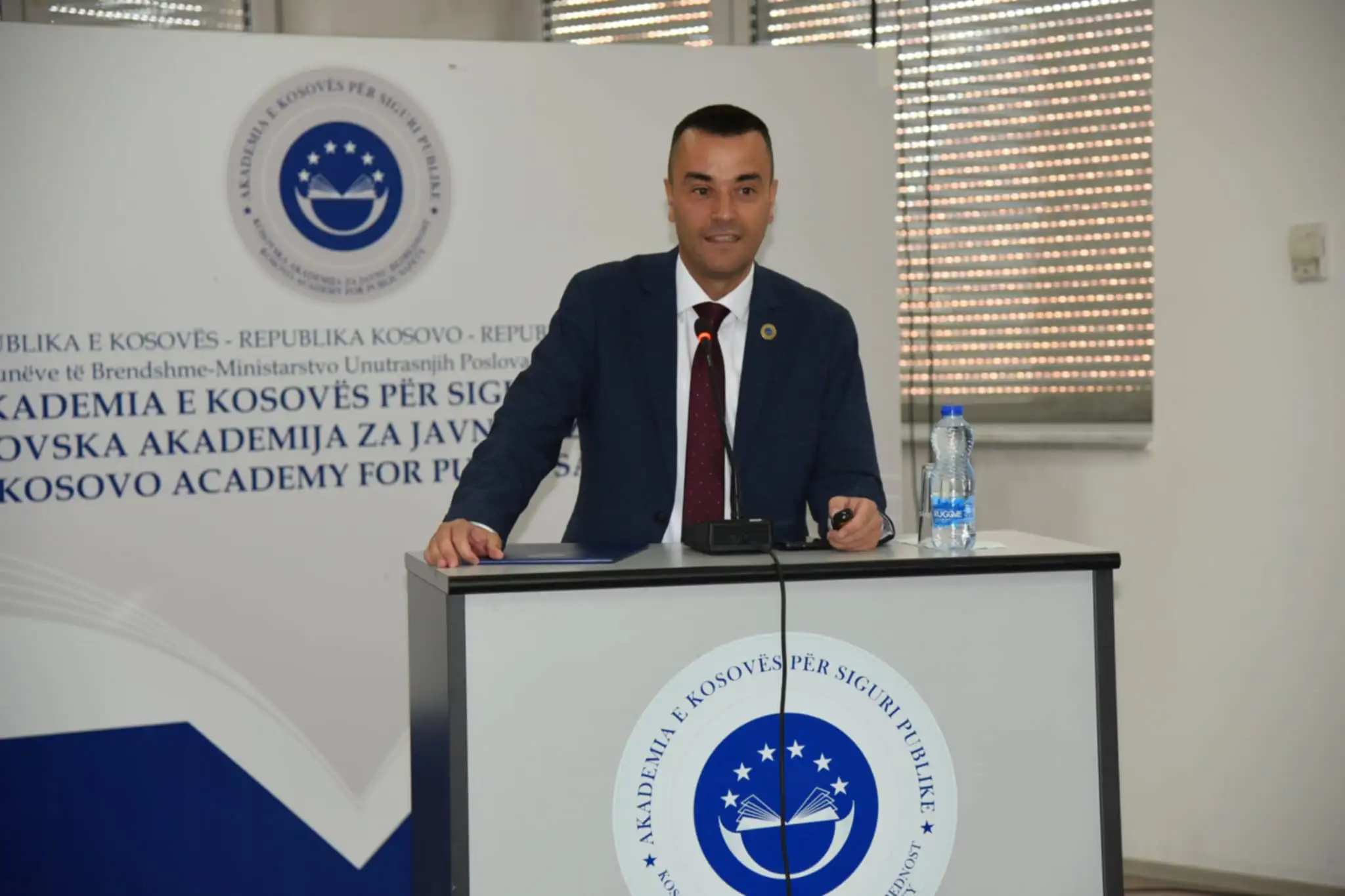 Drejtori për Rend e Siguri Publike i OSBE-së Bertram Welsing vizitoi Akademinë  e Kosovës për Siguri Publike