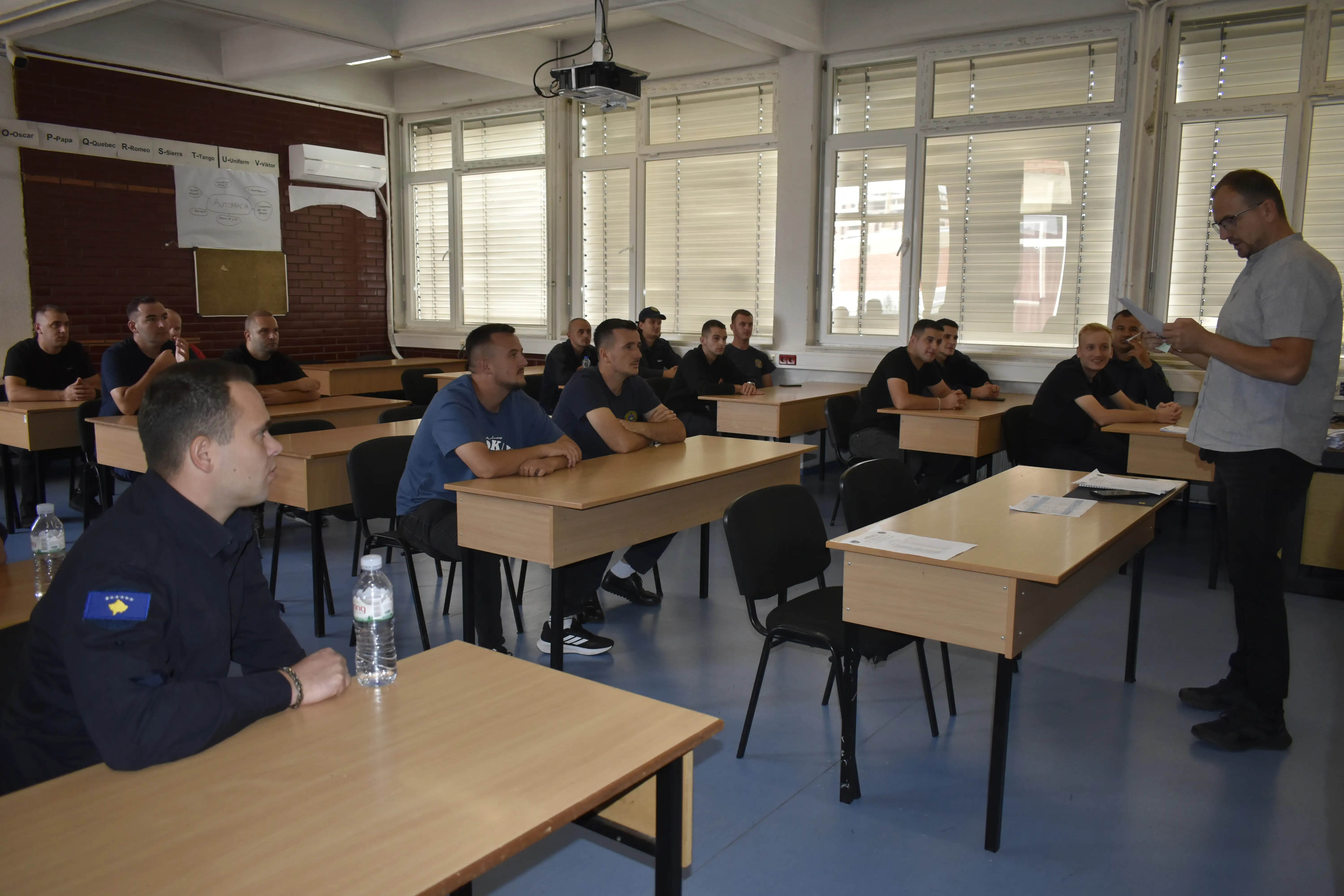 Në Akademinë e Kosovës për Siguri Publike filloi trajnimi profesional për zjarrfikës