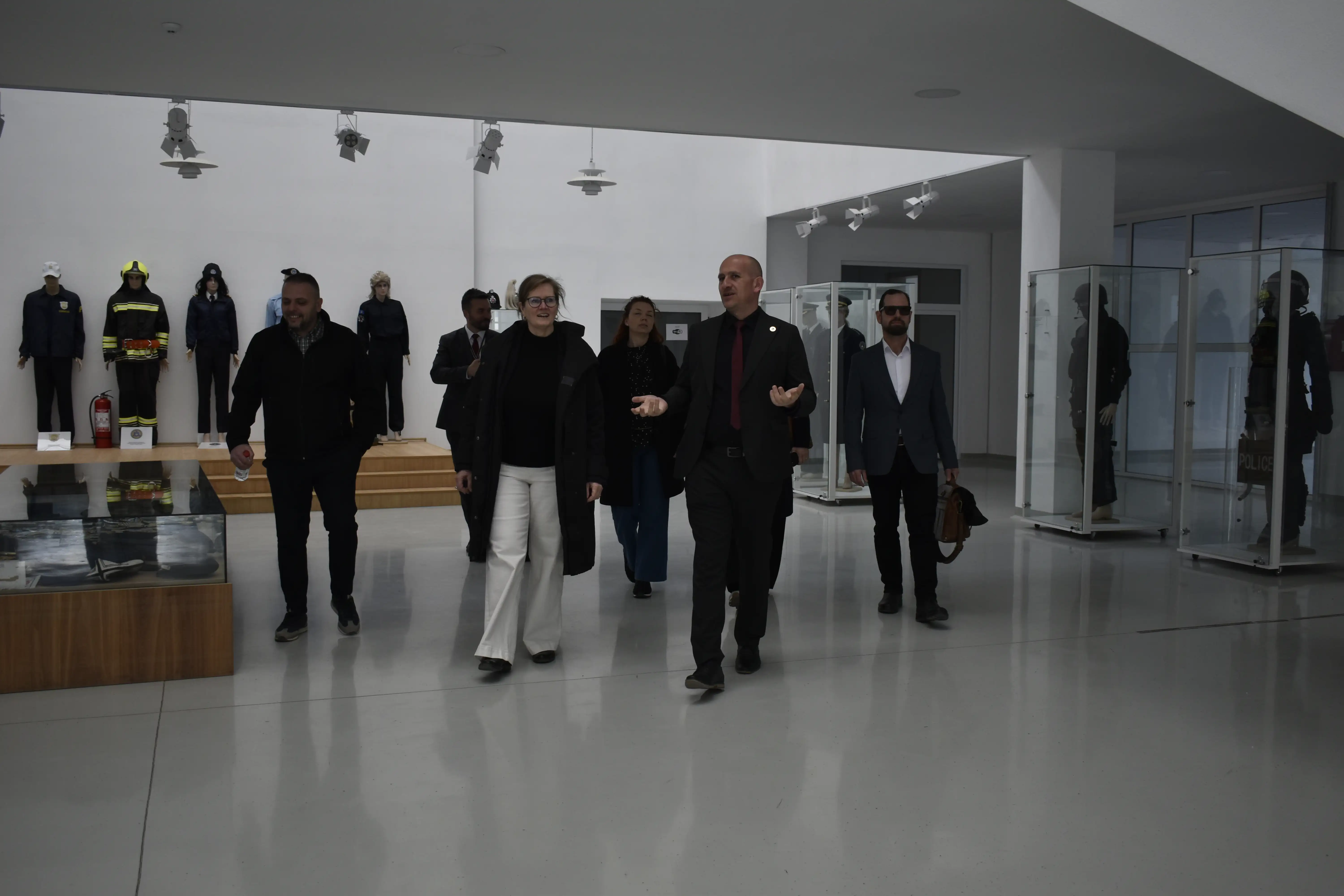 Delegacioni nga Shërbimi i Burgjeve dhe Sprovues i Danimarkës vizitoi Akademinë e Kosovës për Siguri Publike