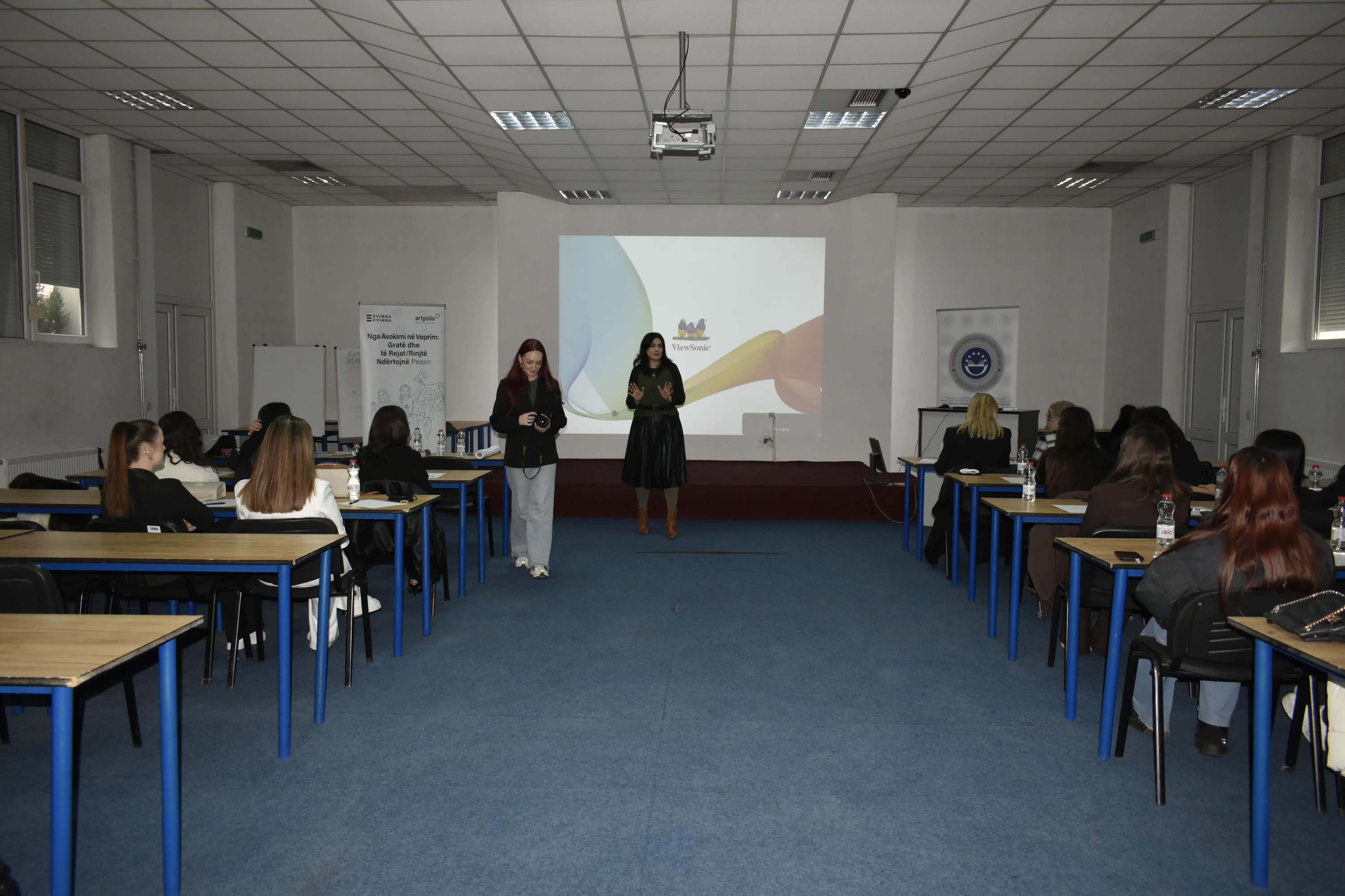 Në AKSP u mbajt punëtoria “Ndërtimi i një mjedisi të sigurt: Parandalimi i ngacmimeve seksuale”