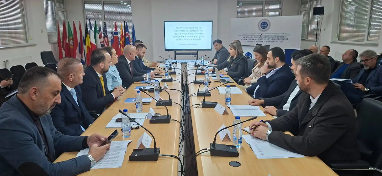 Në AKSP u prezantuan rezultatet e projektit shkencor mbi zbatimin e Konventës së Stambollit në fushën e hetimeve, ndjekjes penale dhe masave mbrojtëse në Republikën e Kosovës