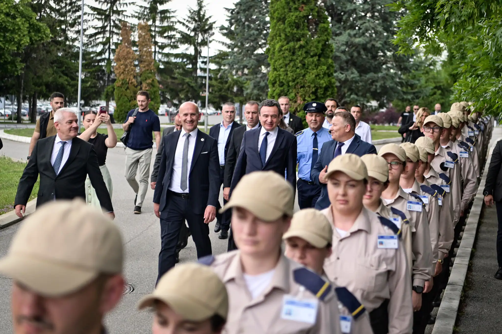 Kryeministri Kurti dhe Ministri Sveçla vizituan Akademinë e Kosovës për Siguri Publike