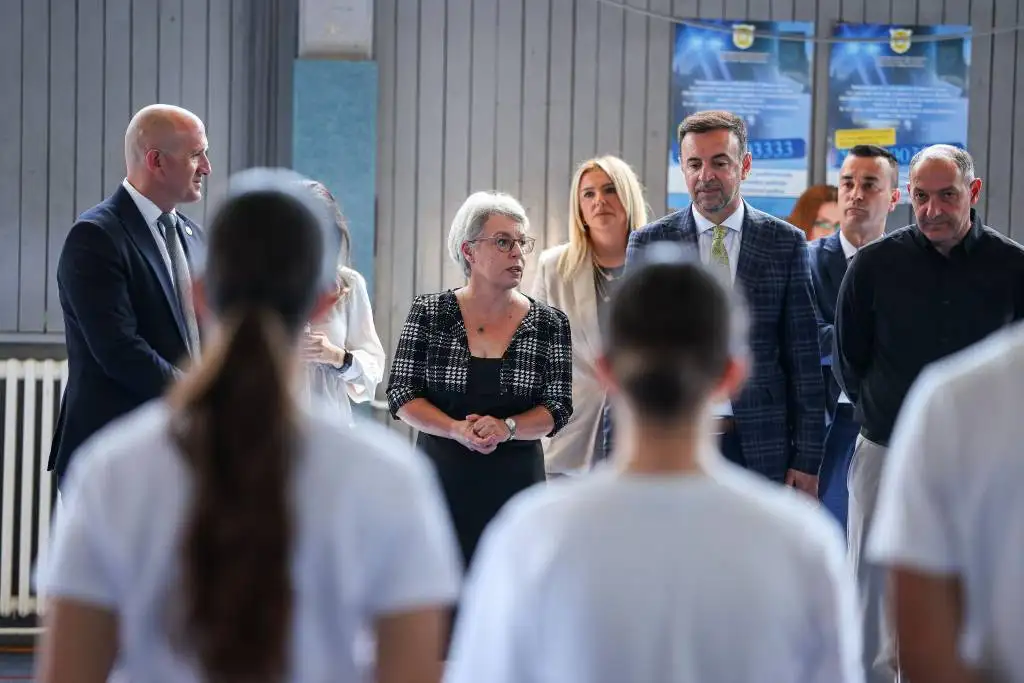 Zëvendëskryeministrja Donika Gërvalla-Schwarz, vizitoi Akademinë e Kosovës për Siguri Publike
