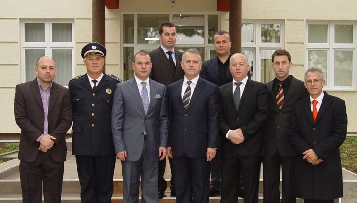 Z&euml;vend&euml;sministri i Pun&euml;ve te Brendshme i Shqip&euml;ris&euml;, Avenir Peka vizitoi Akademin&euml; e Kosov&euml;s p&euml;r Siguri Publike