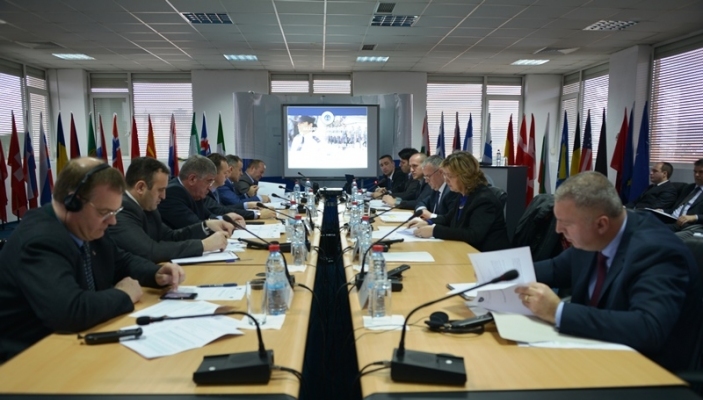 U mbajt takimi i dhjet&euml; i bordit t&euml; Akademis&euml;