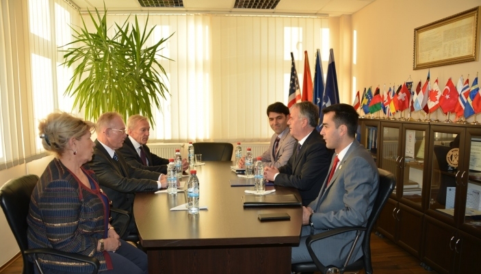 Ambasadori i OSBE-s&euml; n&euml; Kosov&euml; Jan Braathu vizitoi Akademin&euml;