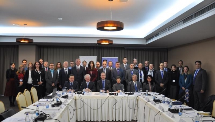 U mbajt tryeza p&euml;r &#147;Menaxhimin e Burimeve Njer&euml;zore dhe Perspektivat e Planifikimit t&euml; Integritetit&#148;
