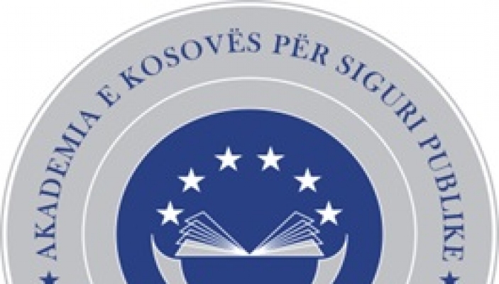 Nes&euml;r diplomon gjenerata e 52-t&euml; e zyrtar&euml;ve policor