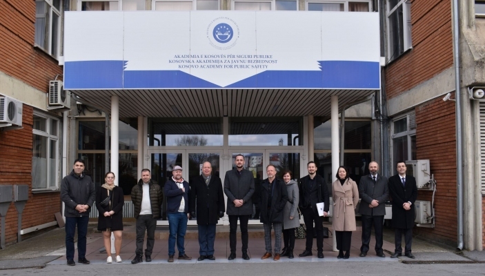 Nj&euml; delegacion nga Universiteti i Shkencave t&euml; Aplikuara &ldquo;LAUREA&rdquo; vizitoi Akademin&euml; 