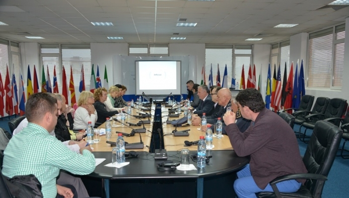 Nj&euml; delegacion nga Suedia vizitoi AKSP