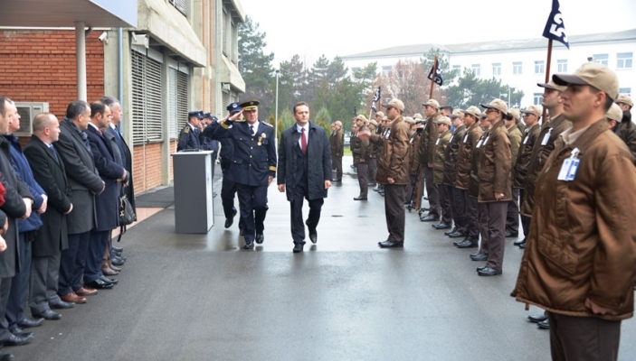 Kadet&euml;t e Policis&euml; s&euml; Kosov&euml;s  u rreshtuan para Bordit t&euml; Akademis&euml;