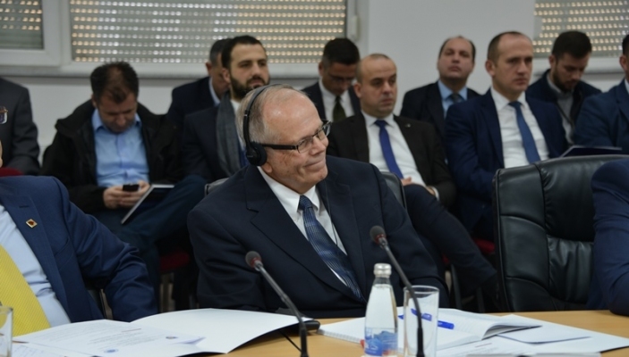 John Fisher profesor nga Universiteti Utah Valley i Shteteve t&euml; Bashkuara  vizitoi Akademin&euml;