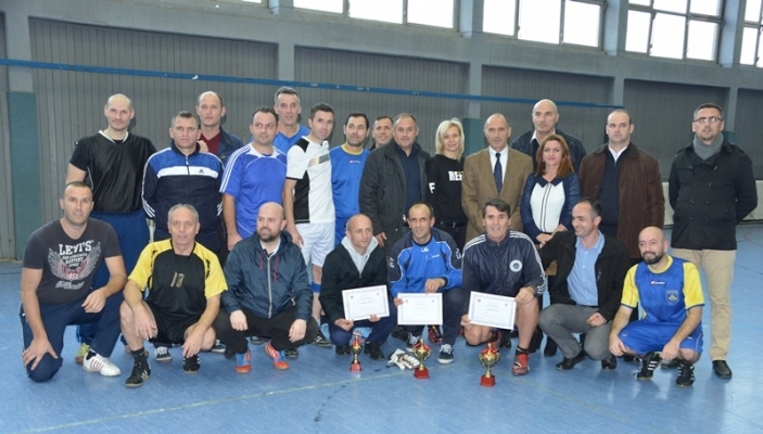  N&euml; Akademi u mbajt turnir n&euml; futboll t&euml; vog&euml;l 