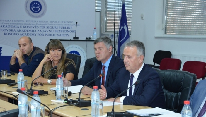 Nj&euml; delegacion nga KFOR-i me mision n&euml; Kosov&euml; vizitoi Akademin&euml;