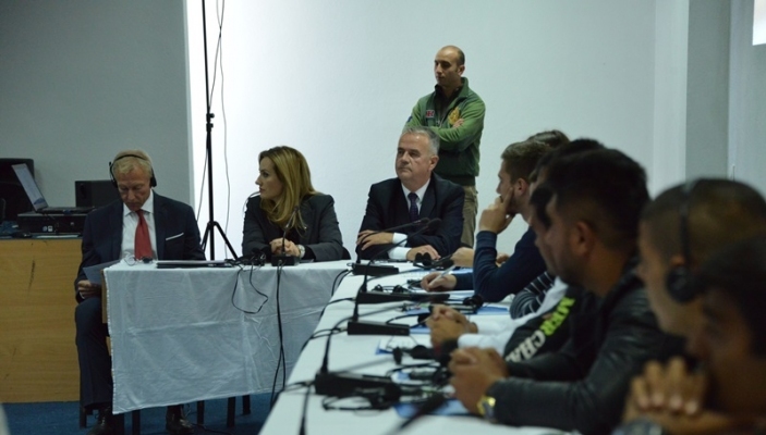 N&euml; Akademi filloi pun&euml;toria p&euml;r komunitete