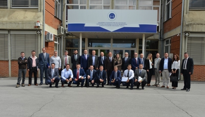 N&euml; Akademi u mbajt konferenca e par&euml; shkencore &#147;Sfidat e siguris&euml; n&euml; Kosov&euml;&#148;