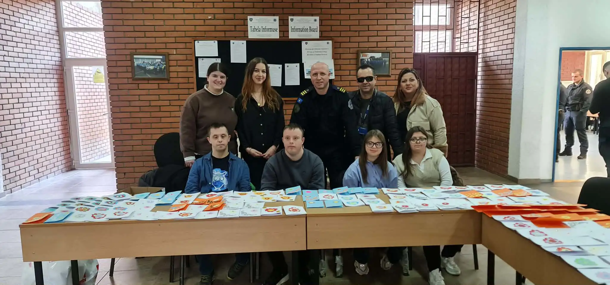 Në ambientet e Akademisë së Kosovës për Siguri Publike u mbajt ekspozita e organizuar nga Shoqata Down Syndrome Kosova