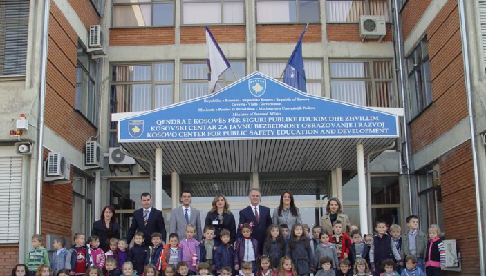 F&euml;mij&euml;t parashkollor&euml; t&euml; Kopshtit &#147;Rroni&#148; nga Vushtrria vizituan Qendr&euml;n