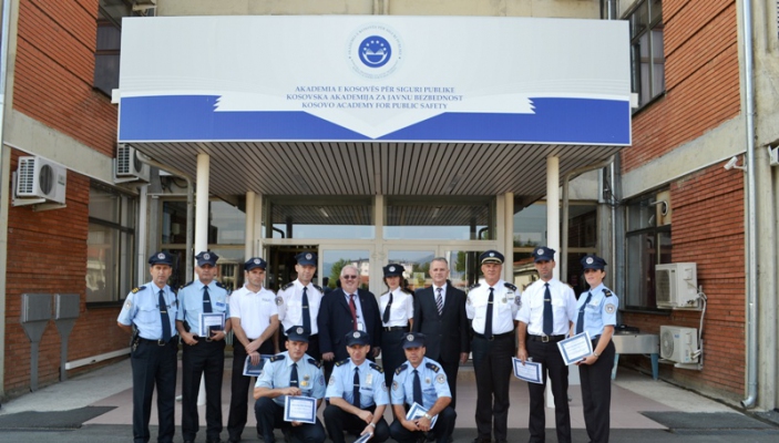 Medalje dhe mir&euml;njohje p&euml;r Instruktoret e Policis&euml; s&euml; Kosov&euml;s