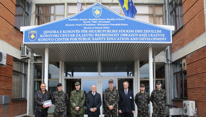 QKSPEZH priti nj&euml; delegacion nga Ekipi p&euml;r Nd&euml;rlidhje dhe Monitorim (LMT) i KFOR-it 