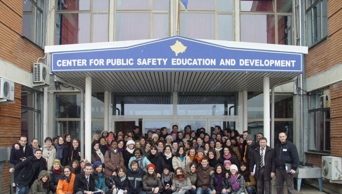 Studentet nga BE-ja vizituan Qendr&euml;n e Kosov&euml;s p&euml;r Siguri Publike Edukim dhe Zhvillim