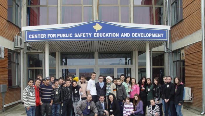 N&euml; Qendr&euml;n e Kosov&euml;s p&euml;r Siguri Publike, Edukim dhe Zhvillim u mbajt&euml; seminari tre ditor i organizuar nga OJQ &#147;Q&euml;ndresa dhe Liria&#148;